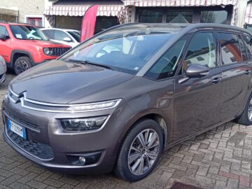1.6 bluehdi EAT6-120 CV Exclusive SPACE TOURER